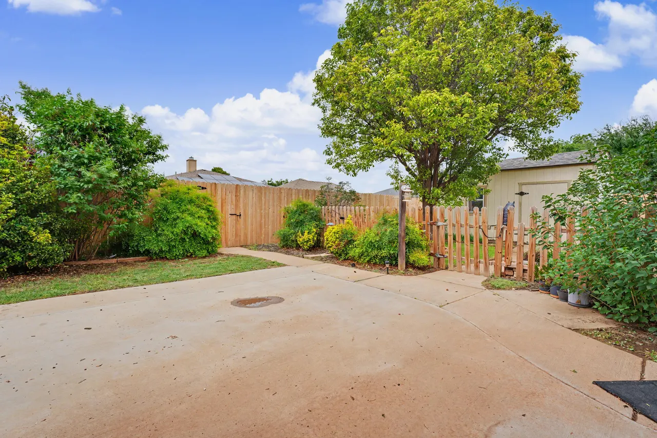 Photo 23 — 6208 15th Street, Lubbock, TX 79416