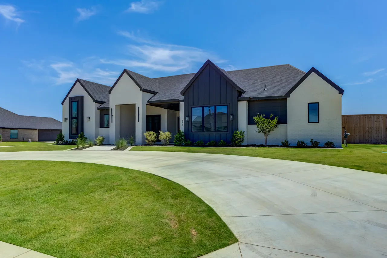 Photo 5 — 2901 150th Street, Lubbock, TX 79423