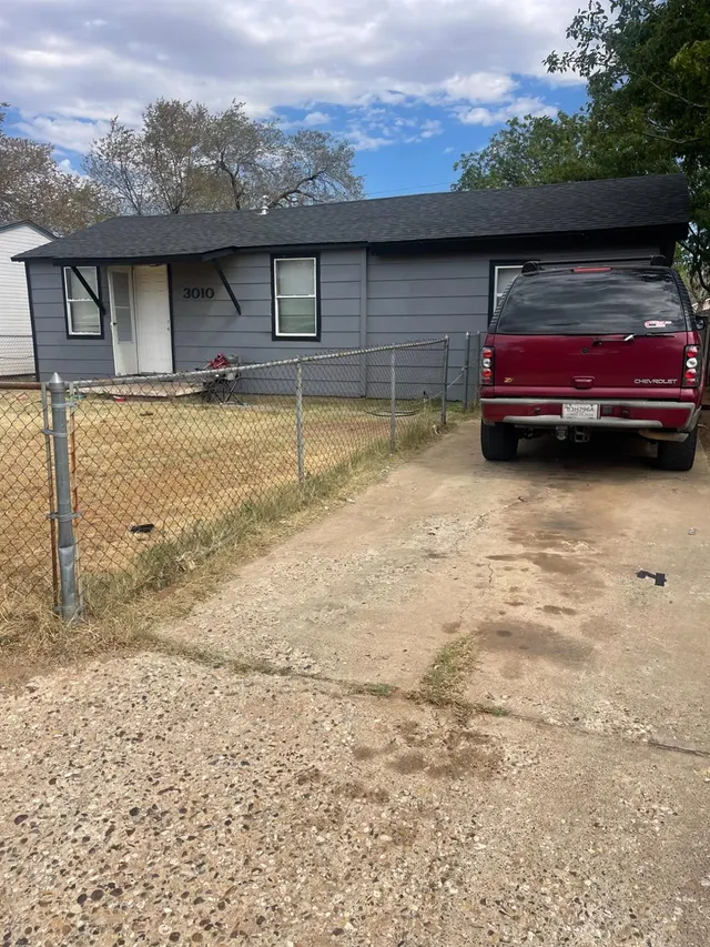 Photo 3 — 3010 Dartmouth Street, Lubbock, TX 79415
