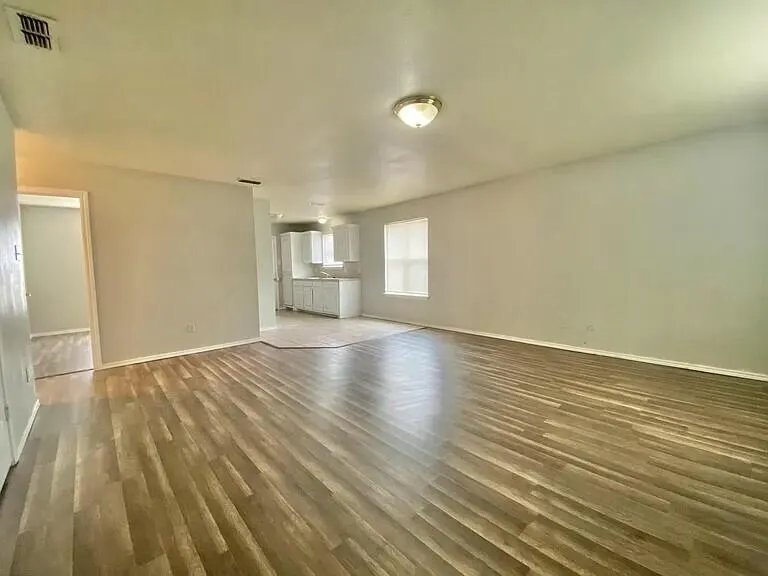 Photo 3 — 3508 E Colgate Street, Lubbock, TX 79403