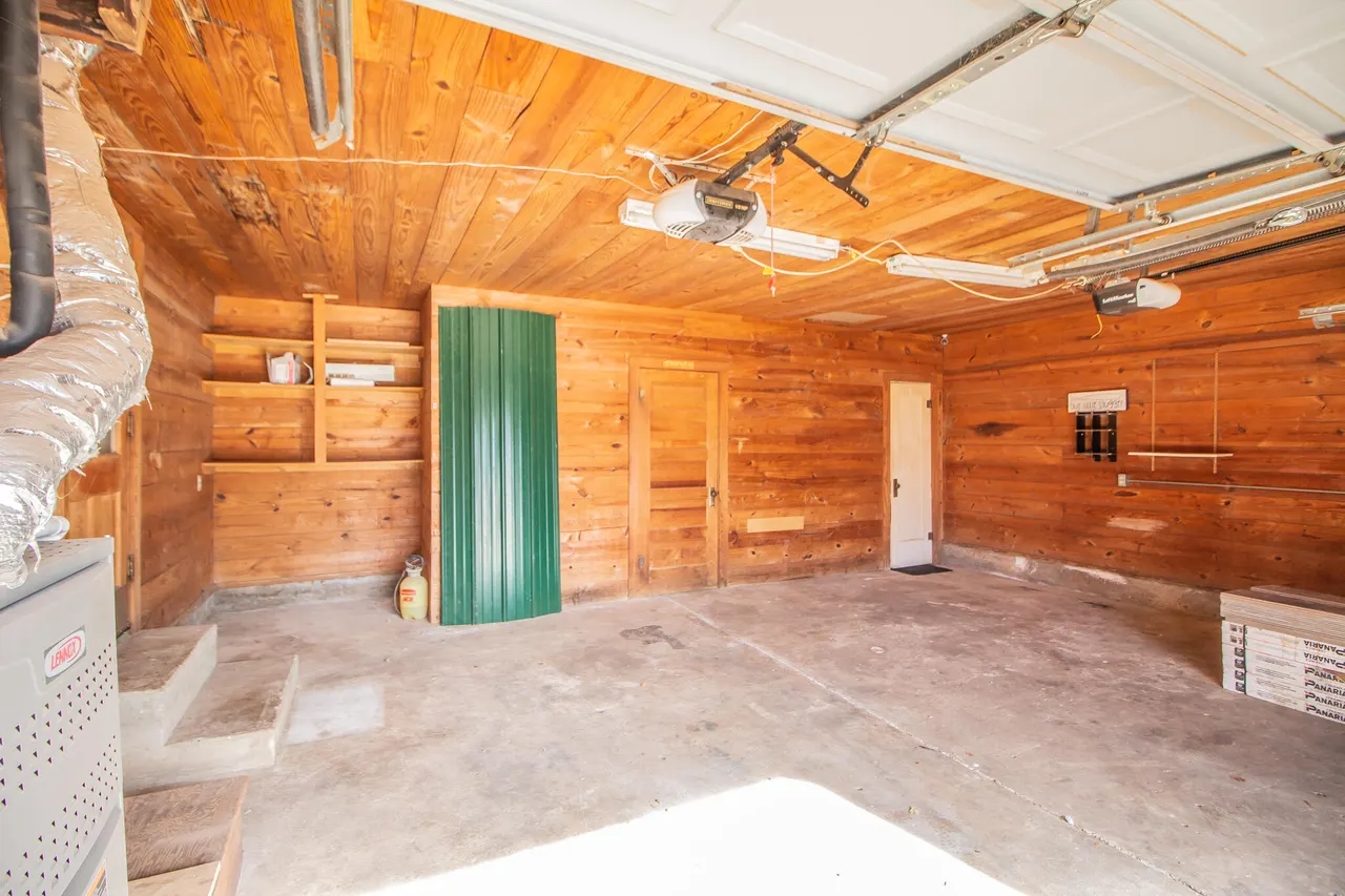 Photo 5 — 716 W Mississippi Street, Floydada, TX 79235