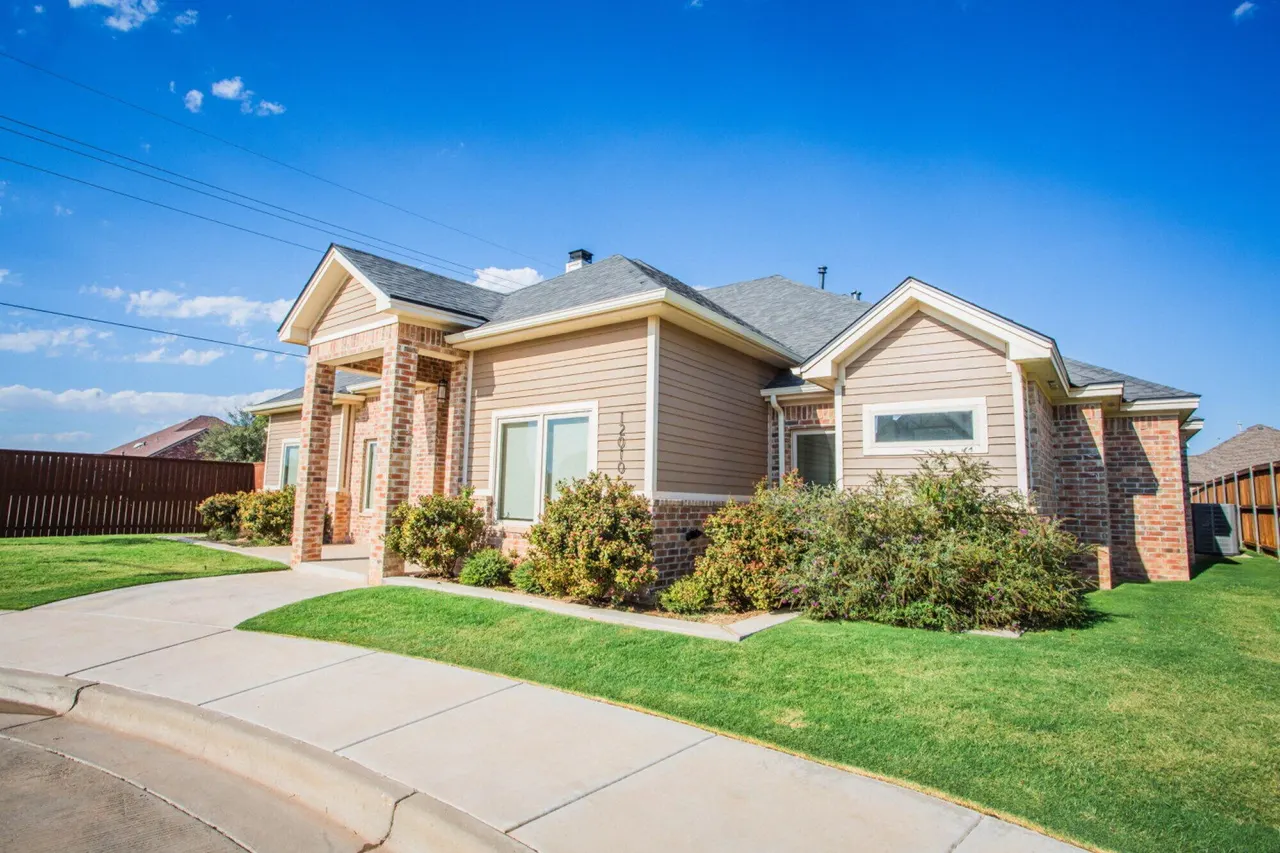 Photo 2 — 12010 Troy Avenue, Lubbock, TX 79424