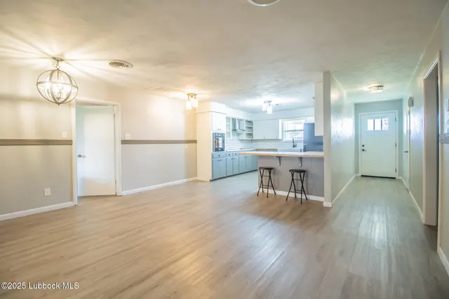 Photo 4 — 815 Cedar Street, Floydada, TX 79235