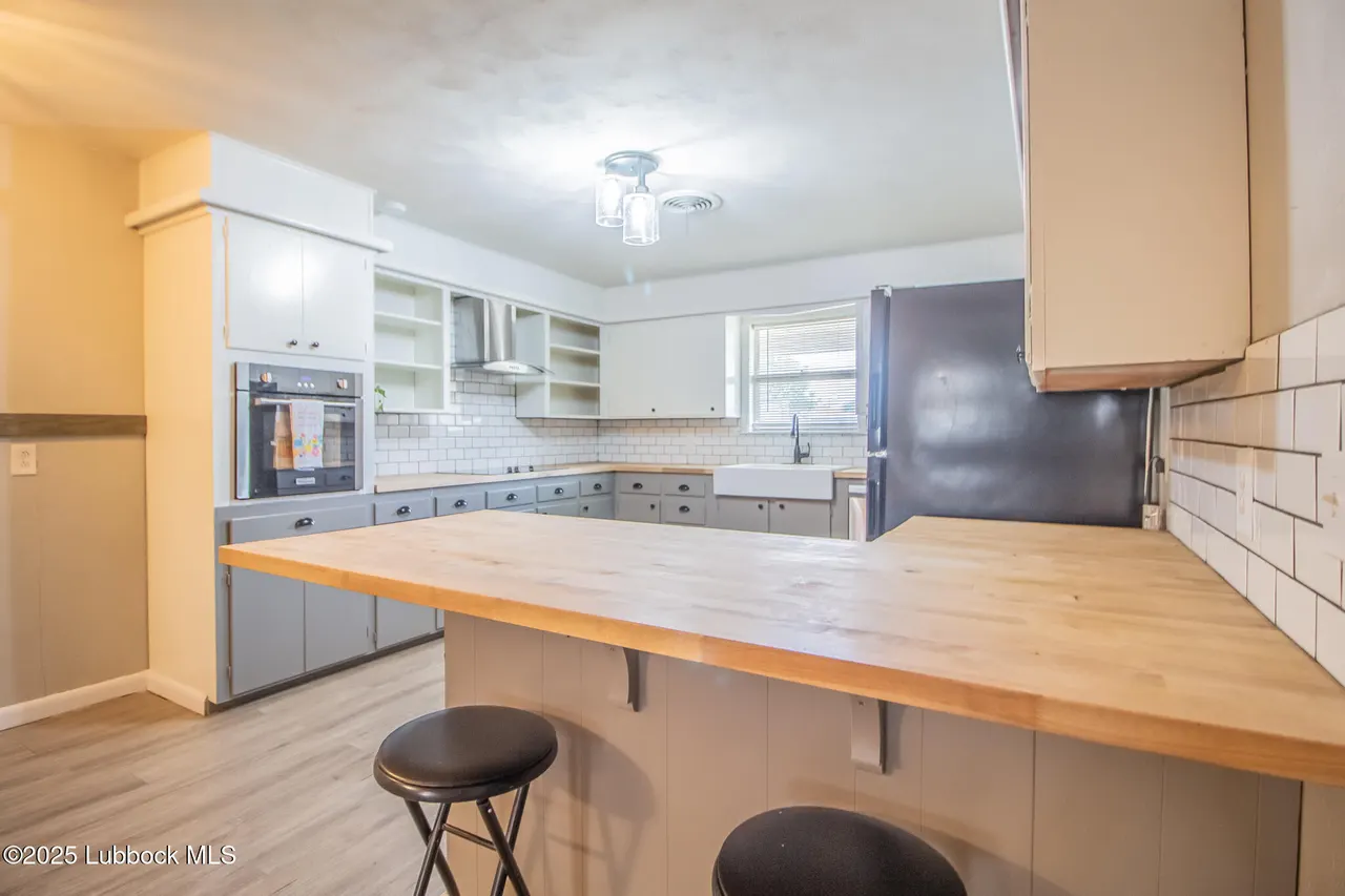 Photo 6 — 815 Cedar Street, Floydada, TX 79235