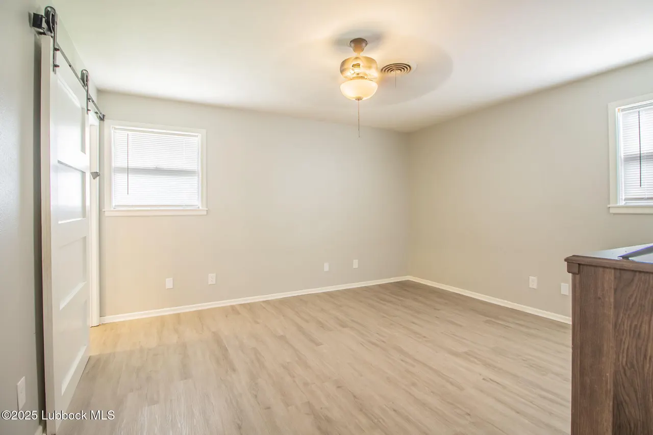 Photo 19 — 815 Cedar Street, Floydada, TX 79235