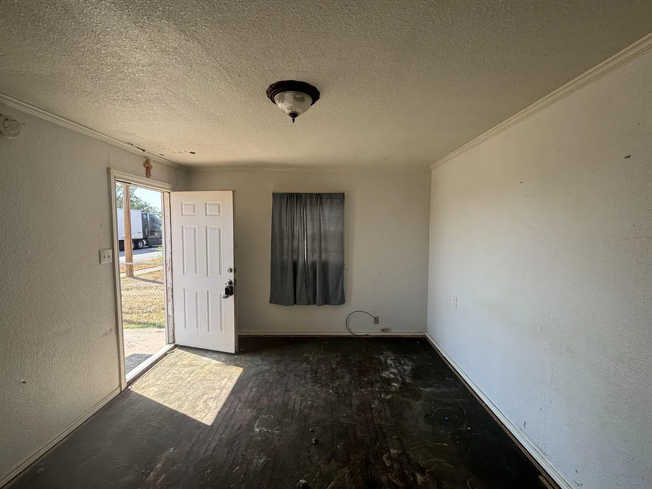Photo 11 — 2002 Kewanee Avenue APT B, Lubbock, TX 79407