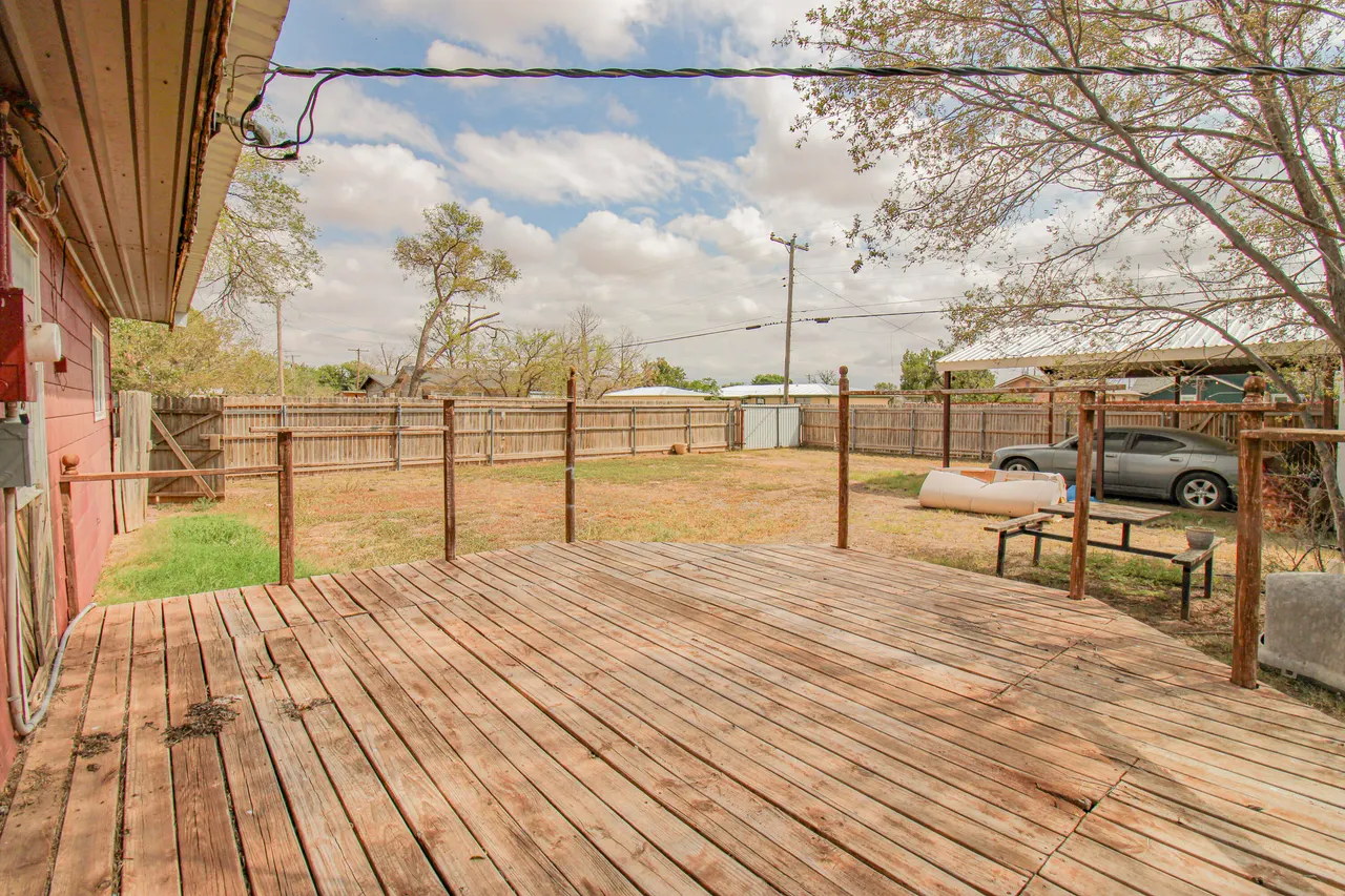 Photo 34 — 1120 Tilford Avenue, Ralls, TX 79357