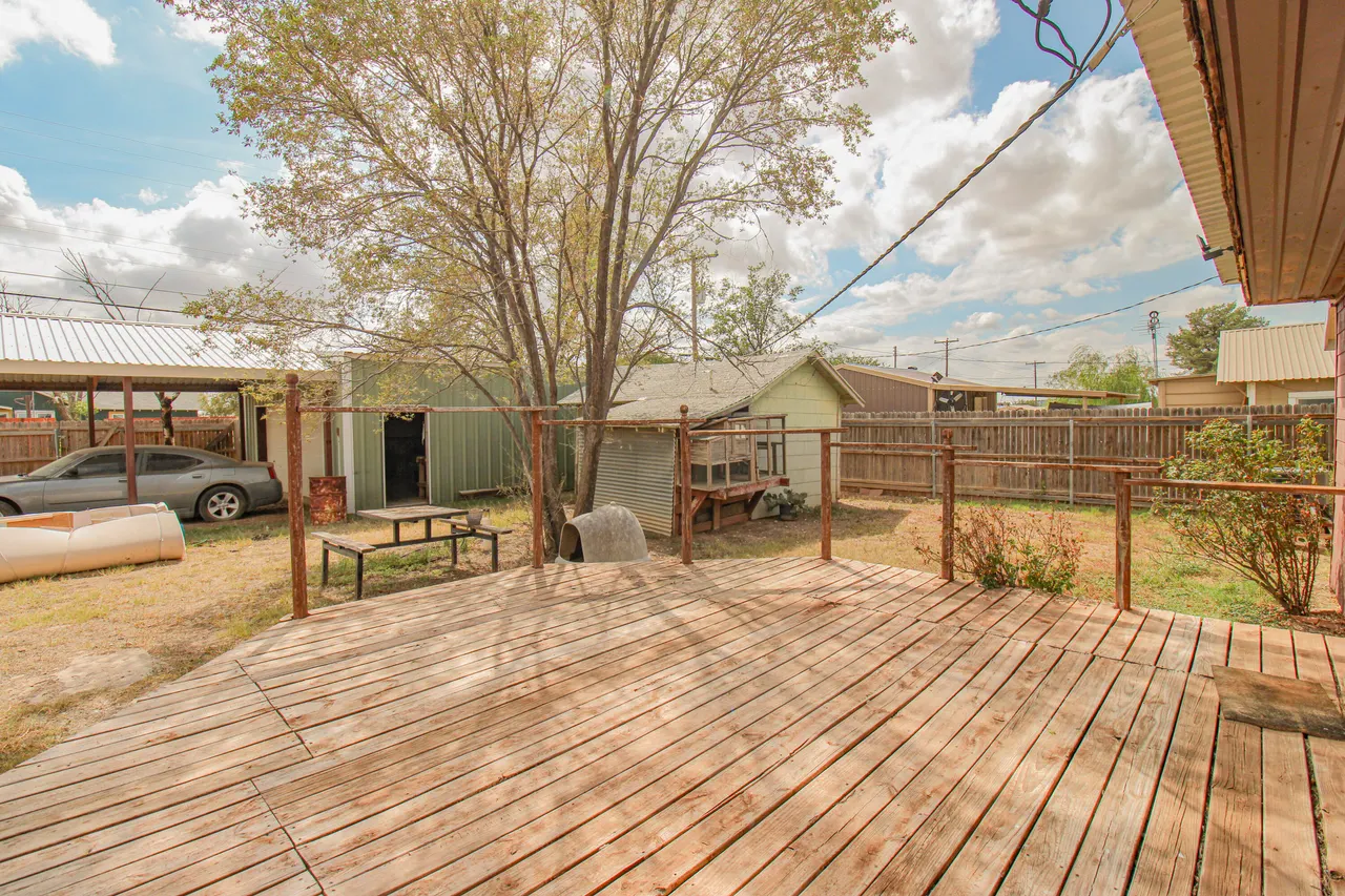 Photo 35 — 1120 Tilford Avenue, Ralls, TX 79357