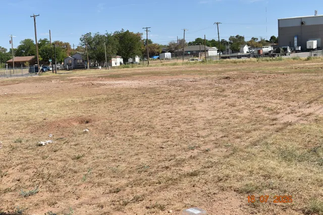 Photo 4 — 3501 I-27, Lubbock, TX 79404