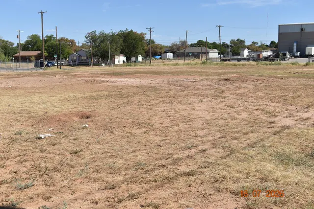Photo 6 — 3501 I-27, Lubbock, TX 79404