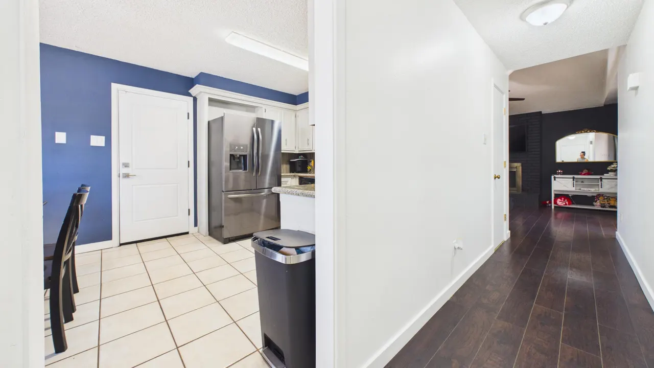 Photo 5 — 2116 93rd Street, Lubbock, TX 79423
