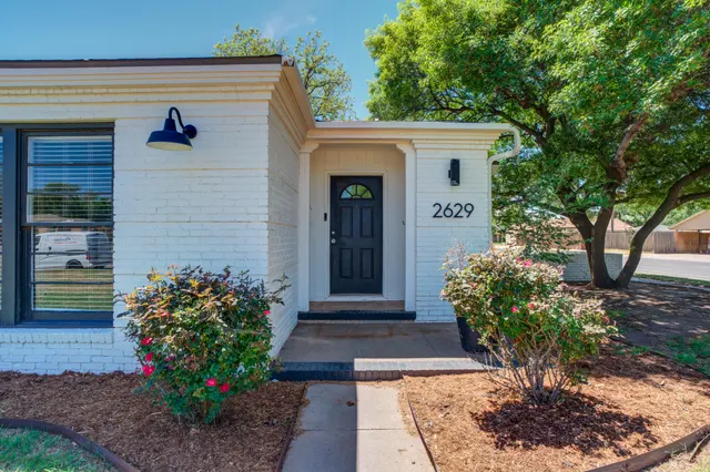 Photo 3 — 2629 24th Street, Lubbock, TX 79410