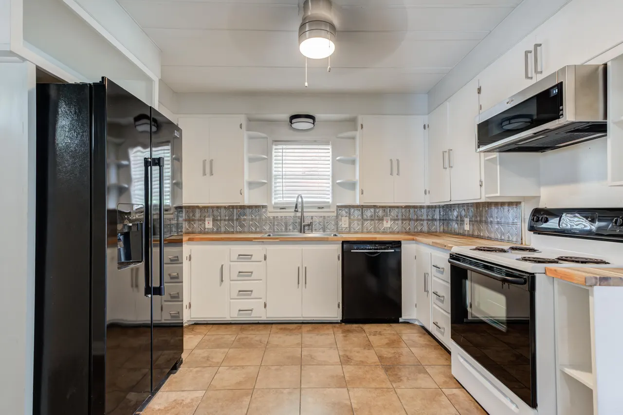 Photo 9 — 2629 24th Street, Lubbock, TX 79410