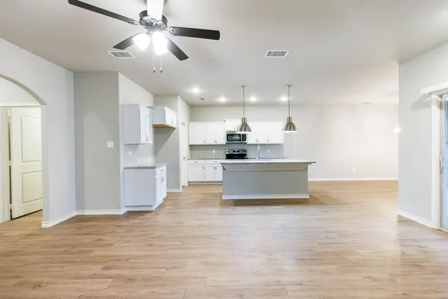Photo 8 — 2543 137th Street, Lubbock, TX 79423