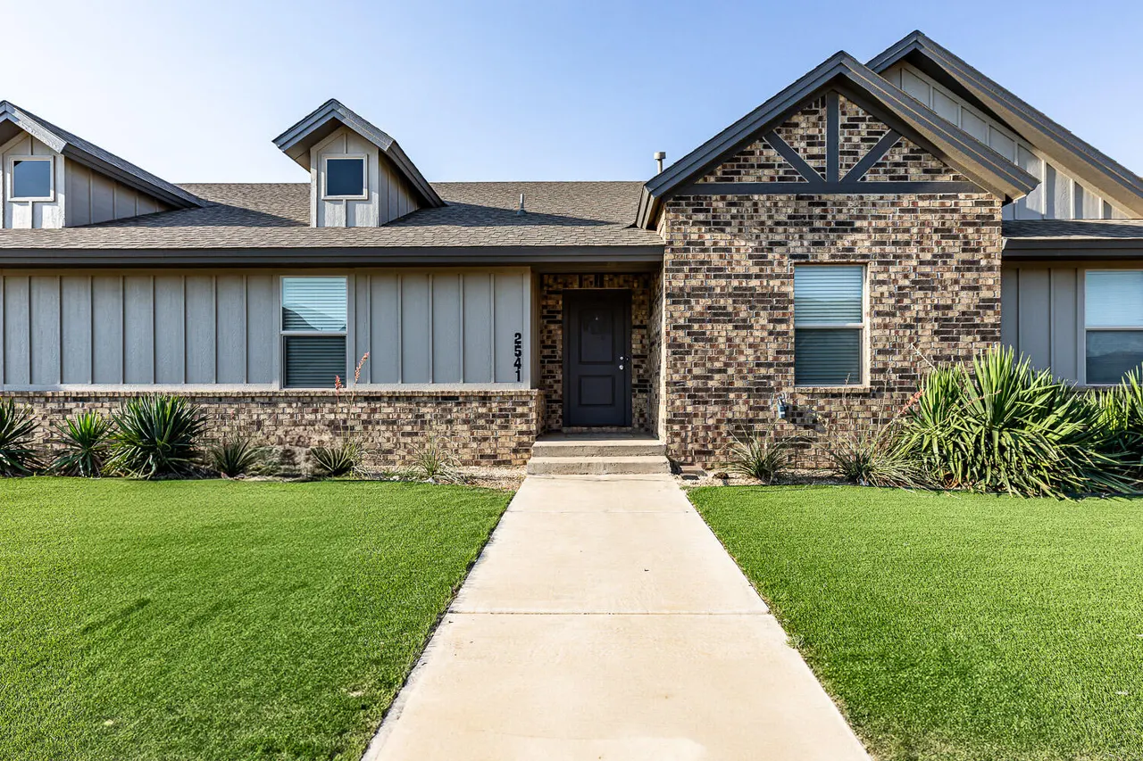 Front exterior — 2541  137th Street, Lubbock, TX 79423