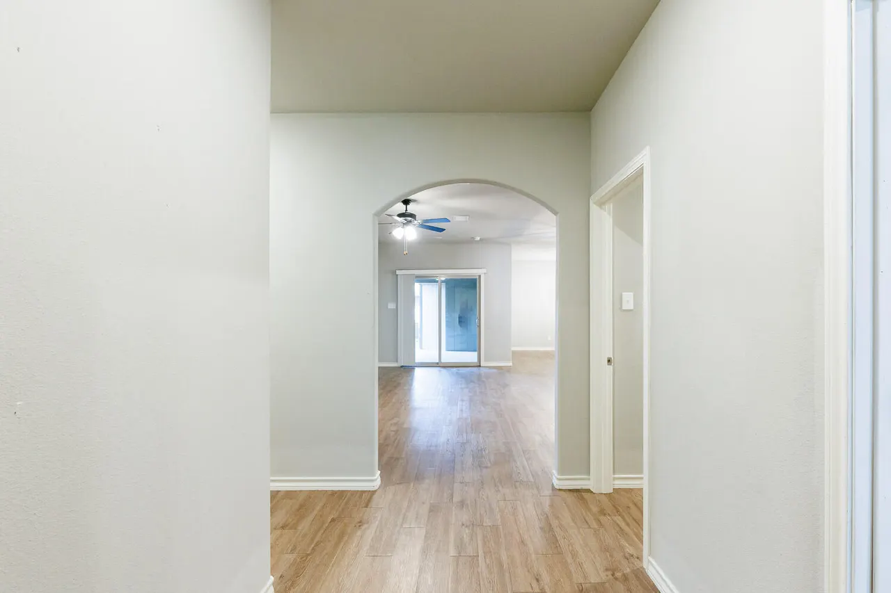 Photo 6 — 2541  137th Street, Lubbock, TX 79423