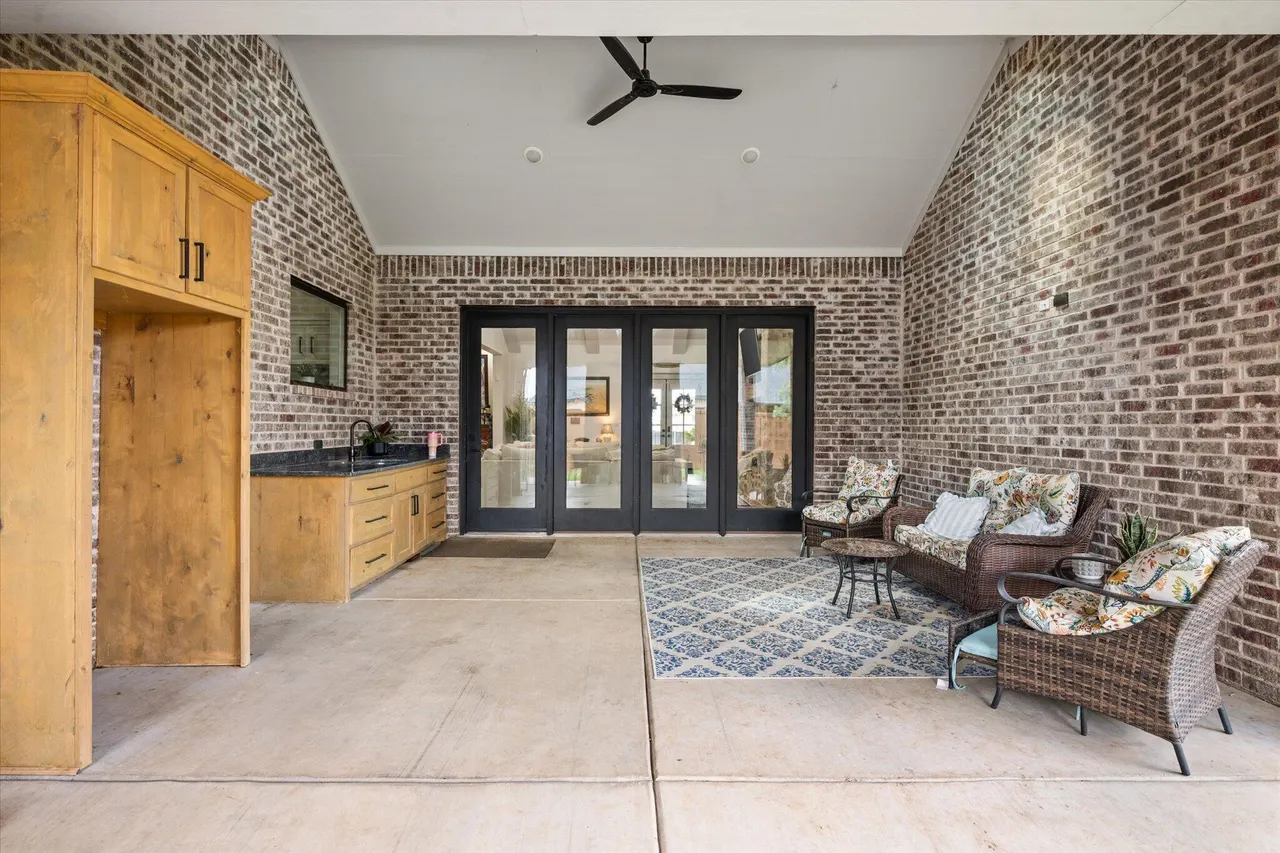 Photo 56 — 611 N 12th Street, Wolfforth, TX 79382