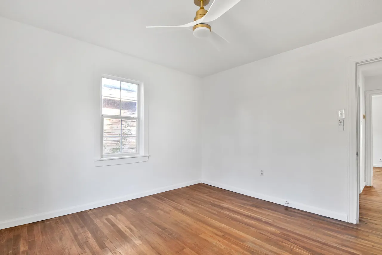 Photo 18 — 2004 31st Street, Lubbock, TX 79411