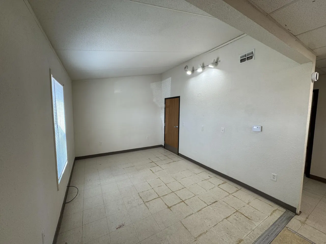 Photo 2 — 5923 E Private Road 6575 A, Lubbock, TX 79403