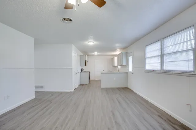 Photo 3 — 3030 57th Street, Lubbock, TX 79413