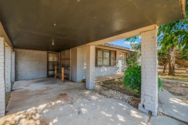 Photo 2 — 3409 E 17th Street, Lubbock, TX 79403