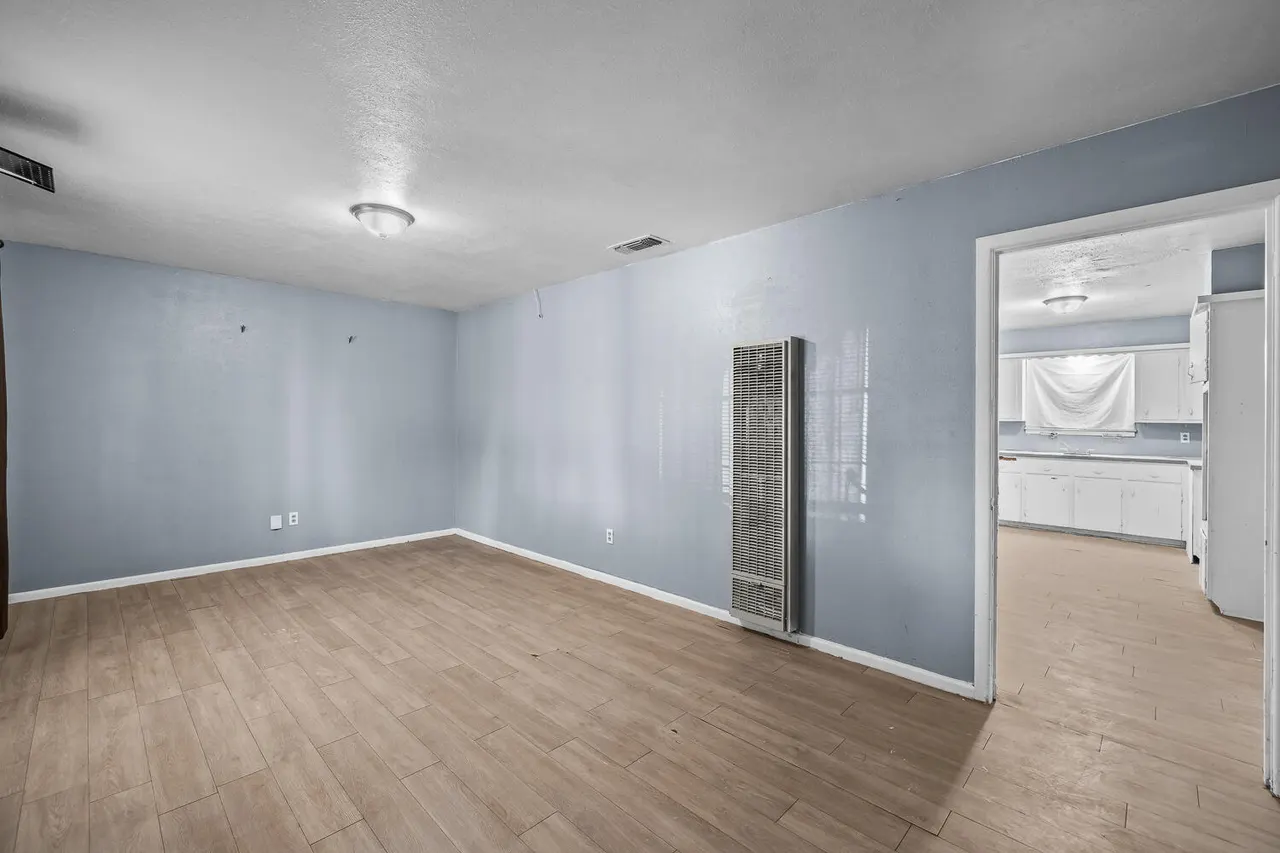 Photo 4 — 3409 E 17th Street, Lubbock, TX 79403