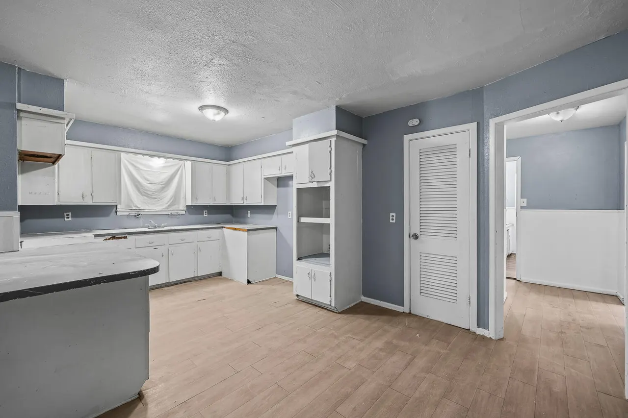 Photo 7 — 3409 E 17th Street, Lubbock, TX 79403