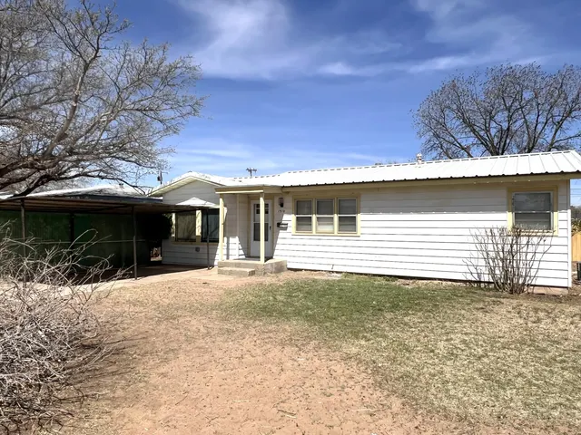 Front exterior — 1910 64th Street, Lubbock, TX 79412