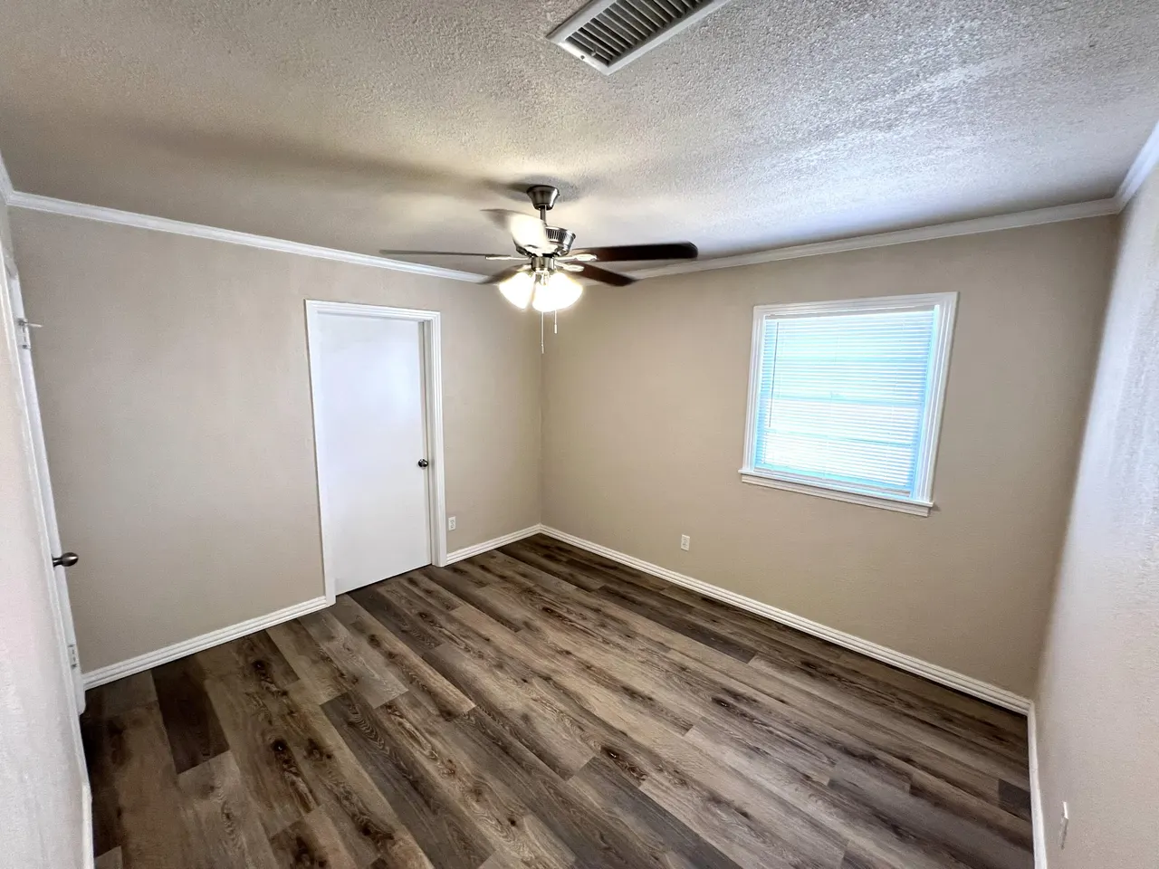 Photo 16 — 1910 64th Street, Lubbock, TX 79412