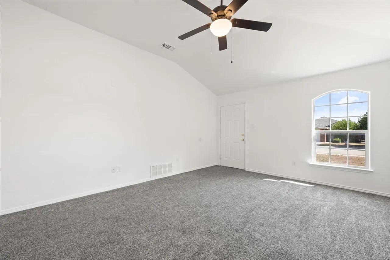 Photo 18 — 1918 99th Place, Lubbock, TX 79423