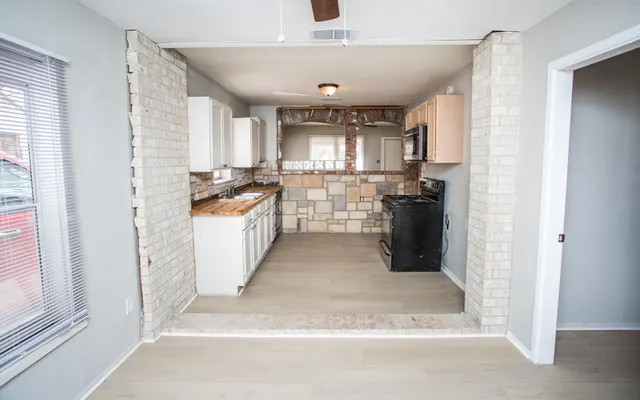 Photo 5 — 1518 25th Street, Lubbock, TX 79411