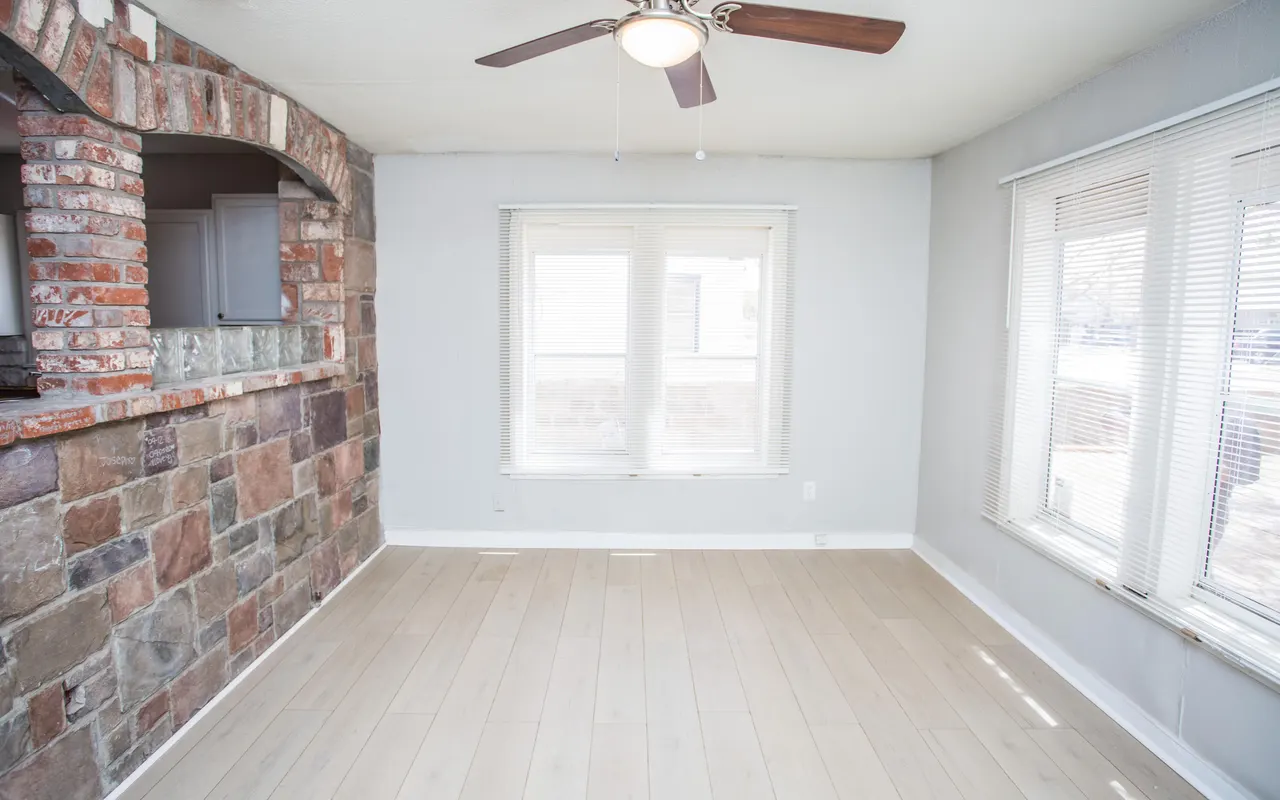 Photo 6 — 1518 25th Street, Lubbock, TX 79411