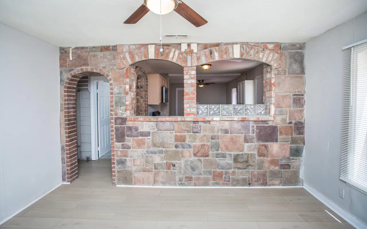 Photo 10 — 1518 25th Street, Lubbock, TX 79411