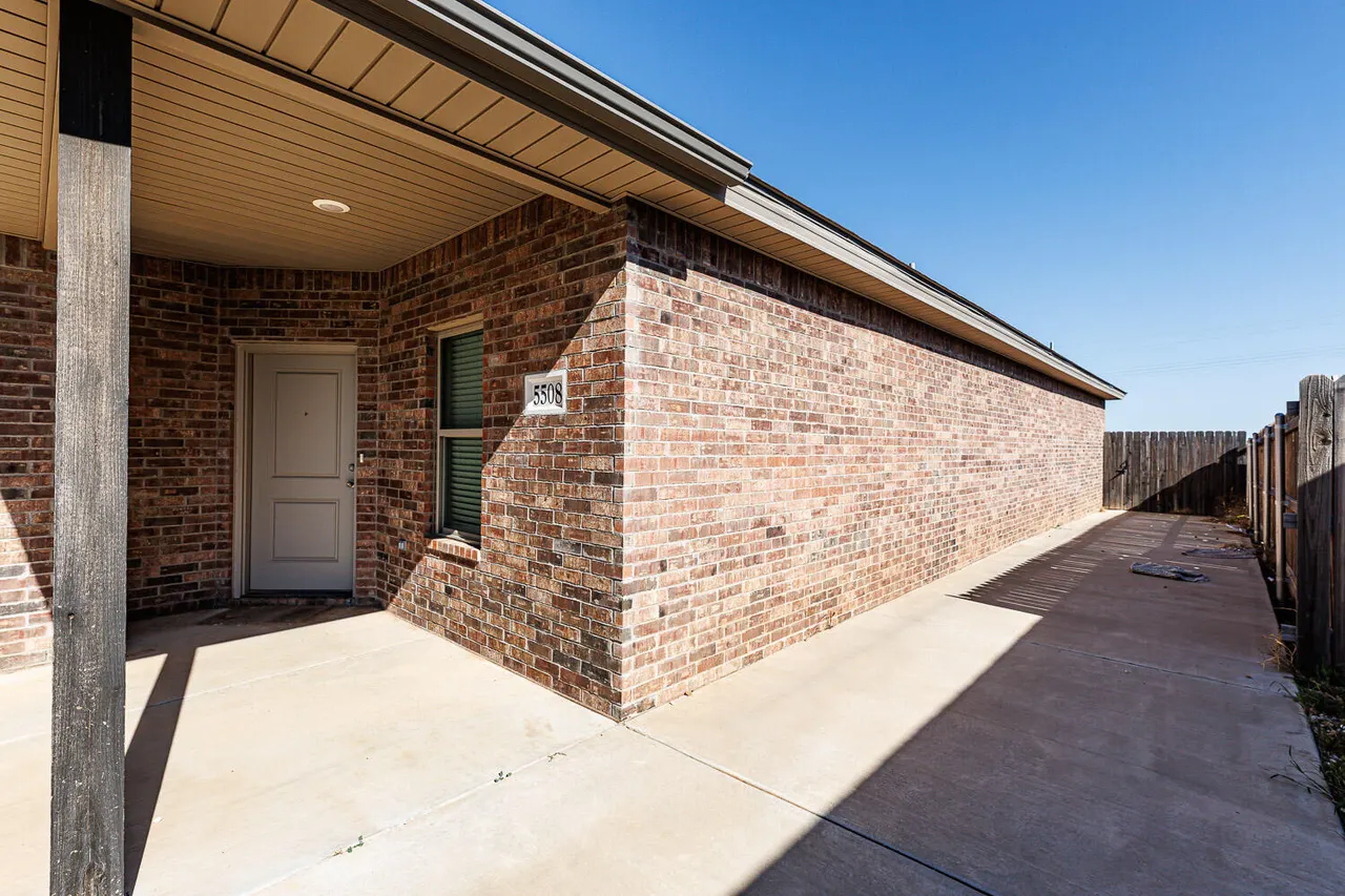 Photo 3 — 5508 Lehigh Street, Lubbock, TX 79416