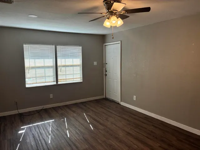 Photo 4 — 2104 22nd Street, Lubbock, TX 79411