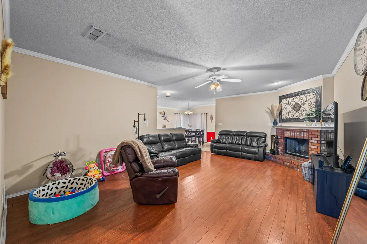 Photo 5 — 6704 89th Street, Lubbock, TX 79424