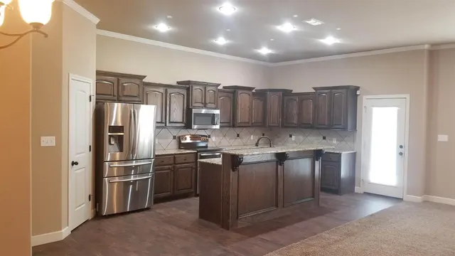 Photo 4 — 6407 95th Street, Lubbock, TX 79424