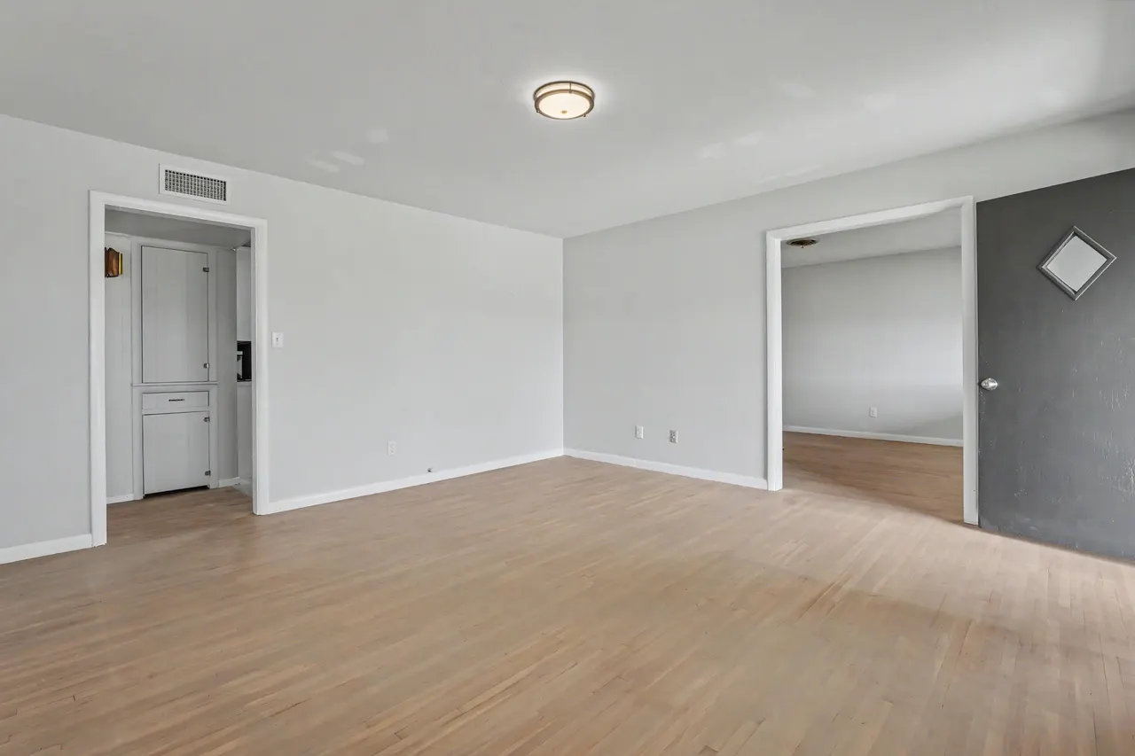 Photo 5 — 506 N Renfro Street, Meadow, TX 79345