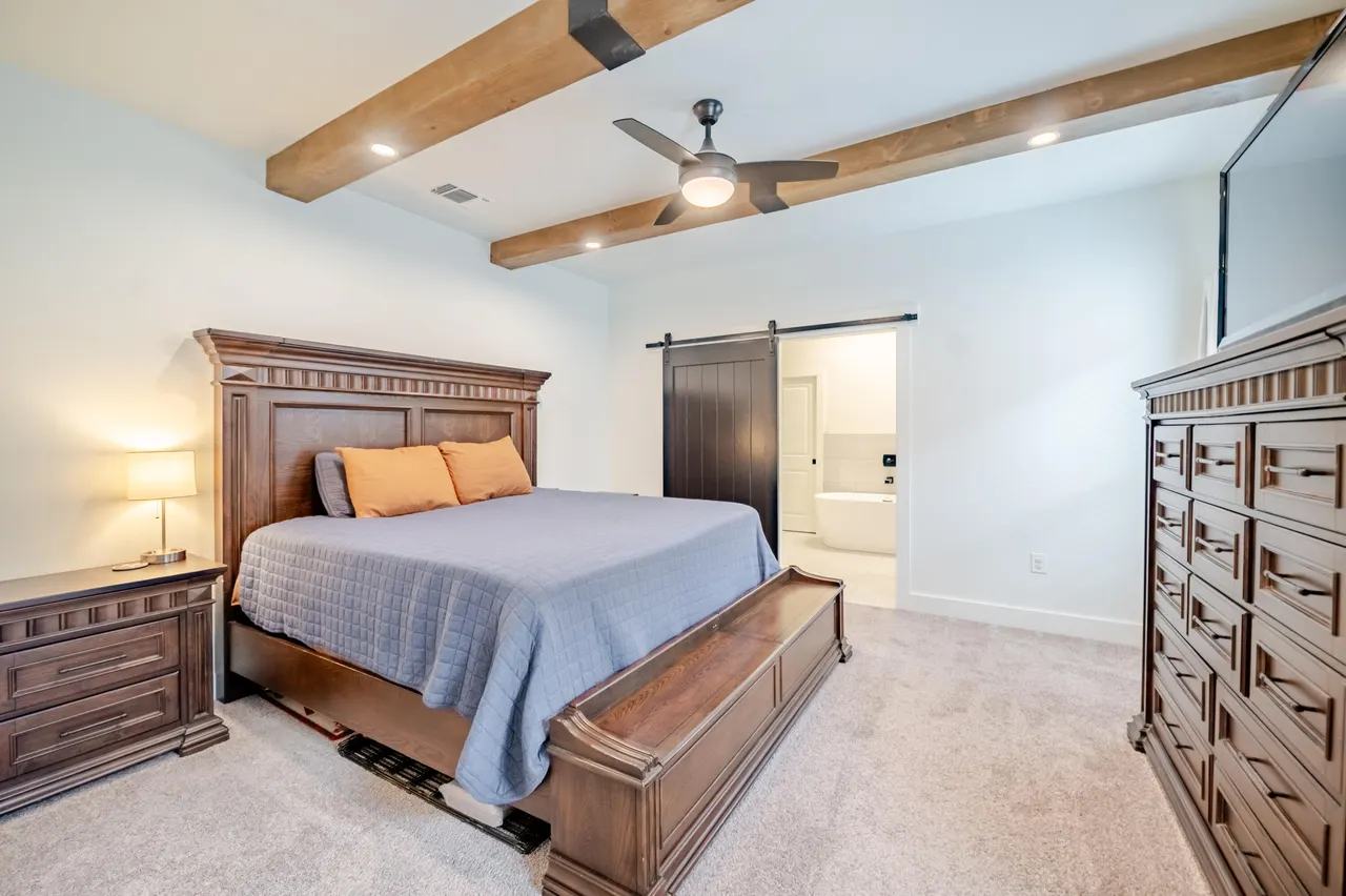 Photo 4 — 1106 N Granby Avenue, Lubbock, TX 79416