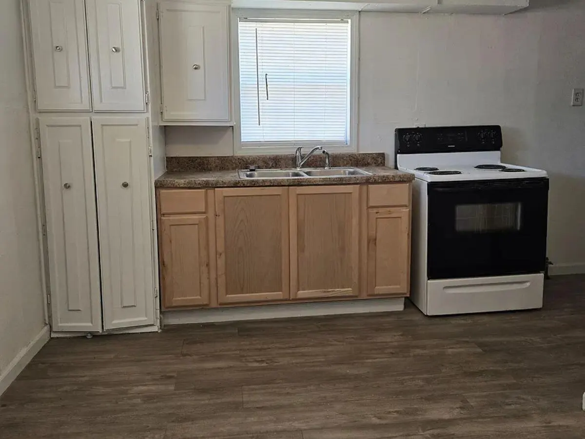 Photo 3 — 224 E 6th Street, Idalou, TX 79329