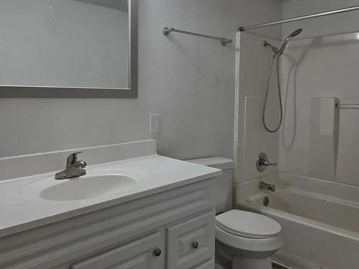 Photo 4 — 224 E 6th Street, Idalou, TX 79329