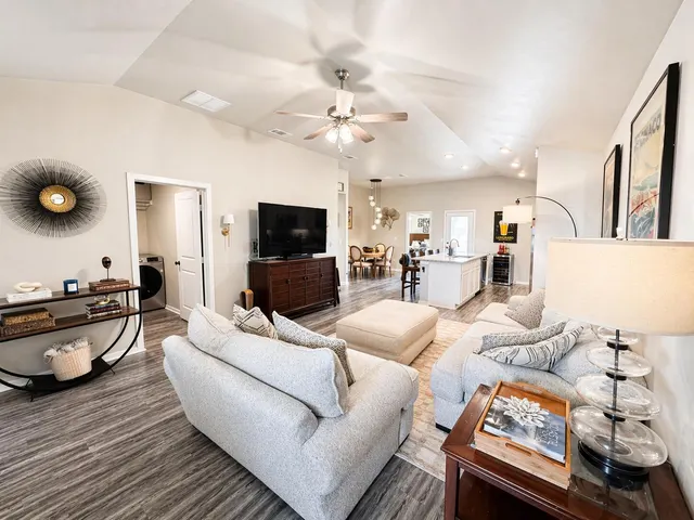 Photo 2 — 3021 Valencia Avenue, Lubbock, TX 79407