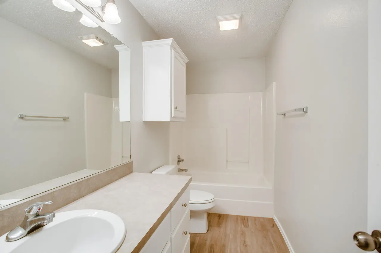 Photo 9 — 9708 Avenue U B, Lubbock, TX 79423