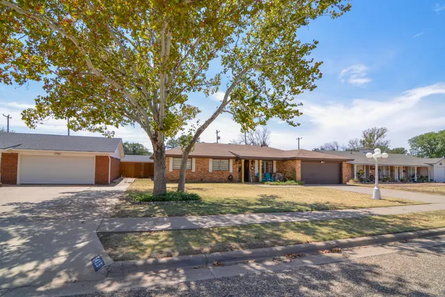 Photo 3 — 5415 44th Street, Lubbock, TX 79414