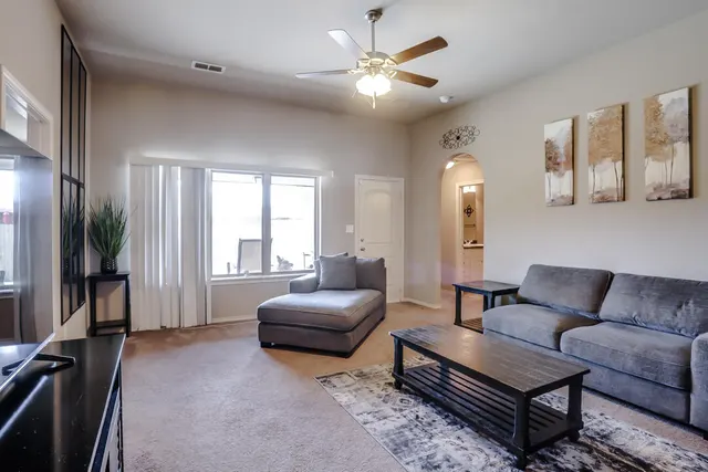 Photo 5 — 8703 15th Street, Lubbock, TX 79416