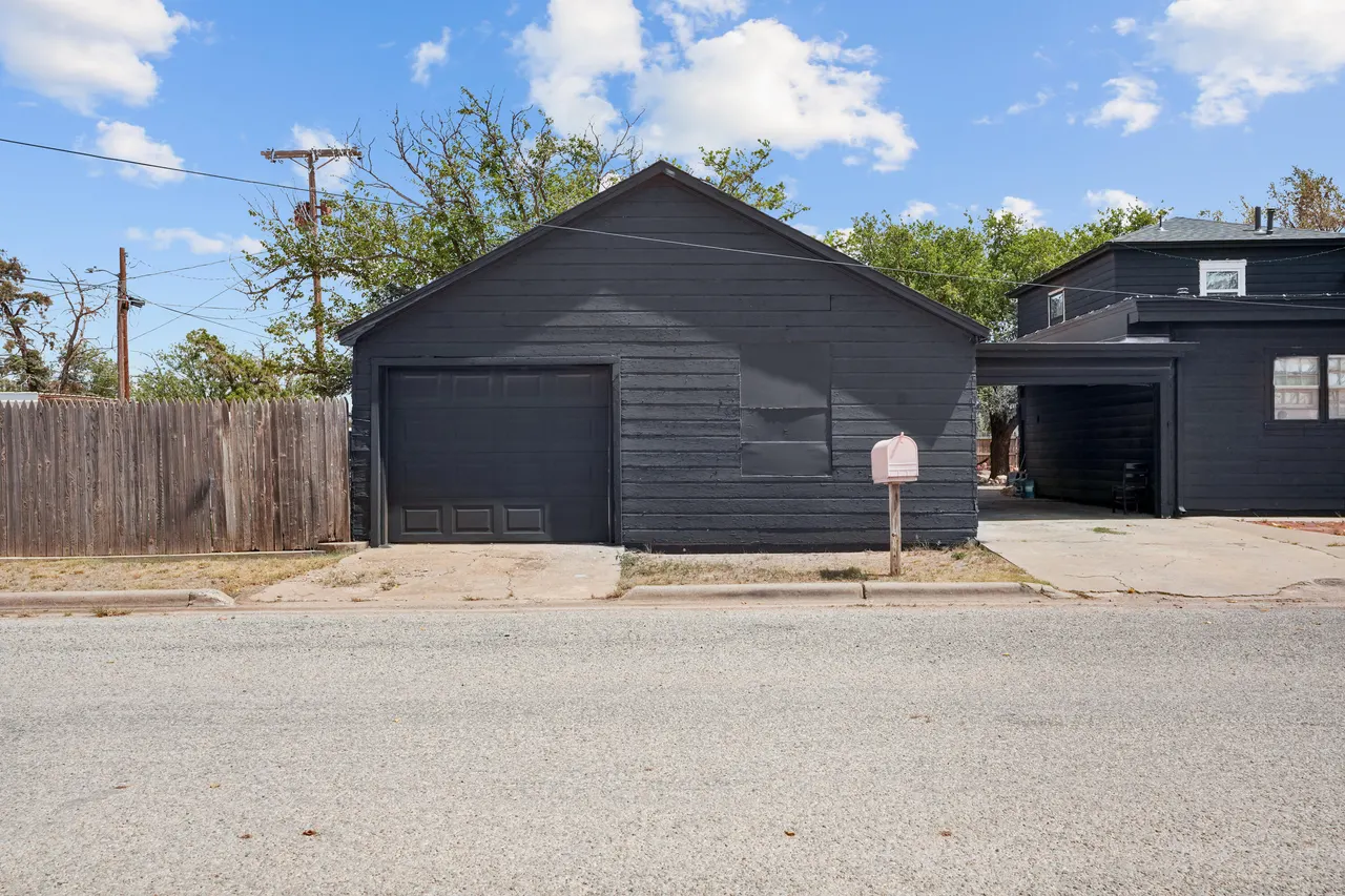 Photo 36 — 101 Watts Avenue, Ralls, TX 79357