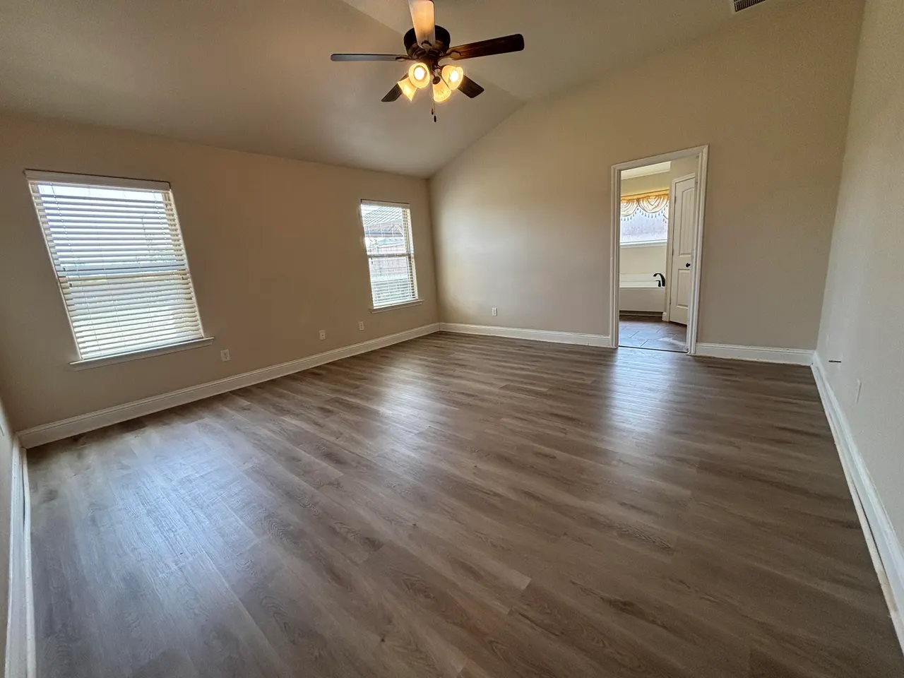 Photo 7 — 11107 Elmwood Avenue, Lubbock, TX 79424