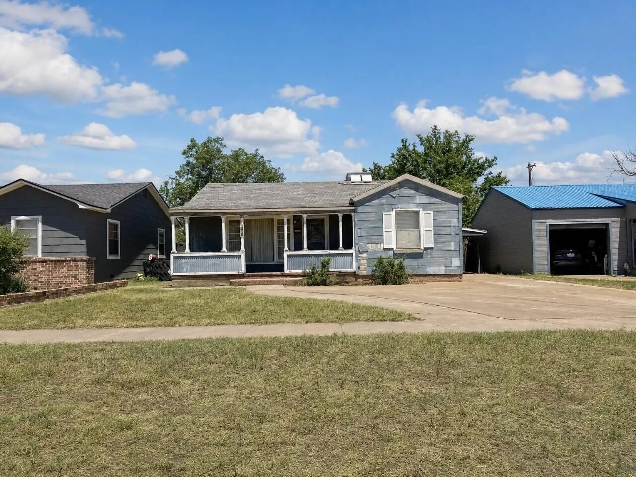 Front exterior — 205 11th Street, Levelland, TX 79336