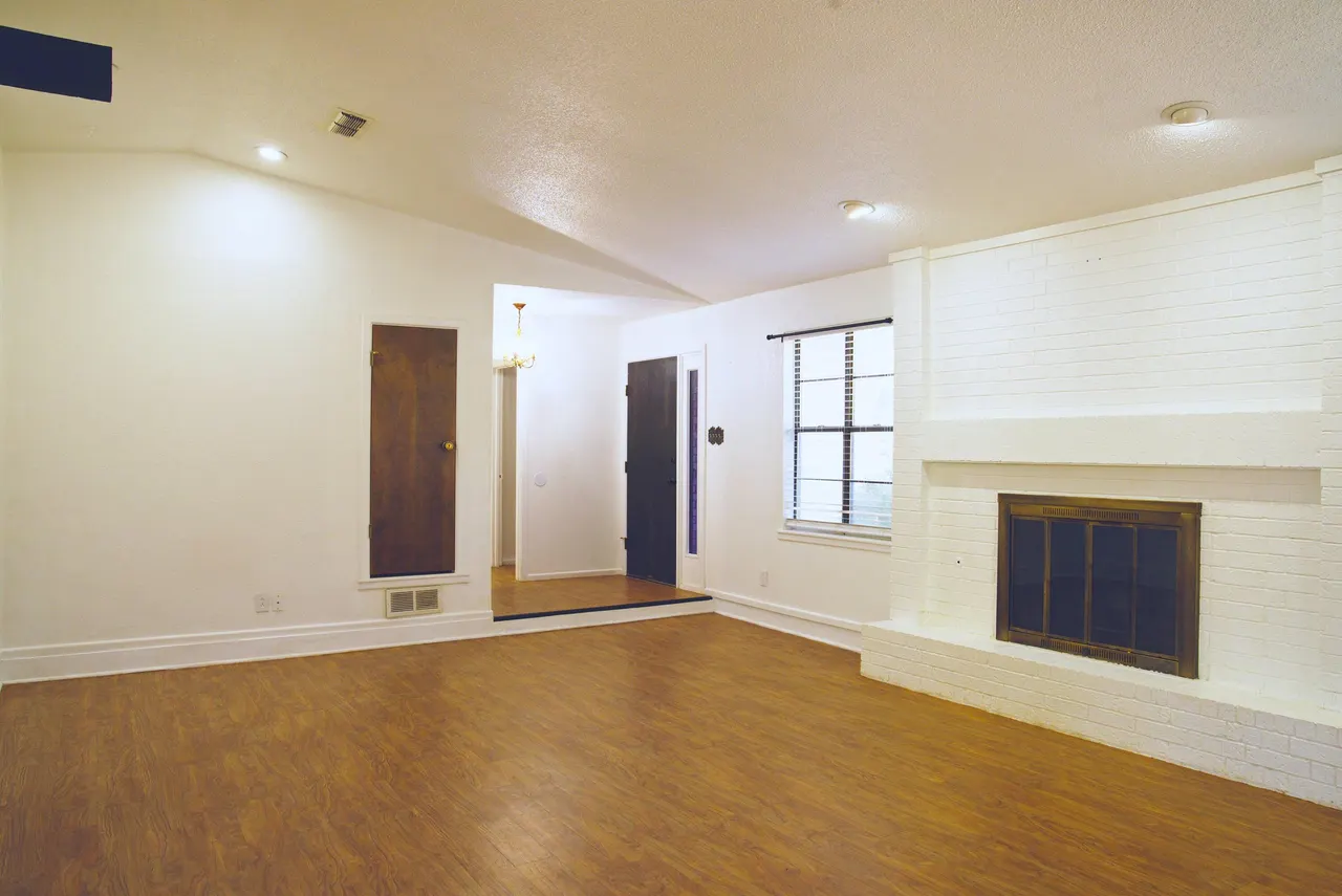 Photo 4 — 5602 73rd Street, Lubbock, TX 79424