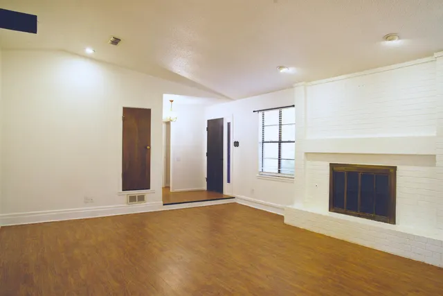 Photo 4 — 5602 73rd Street, Lubbock, TX 79424